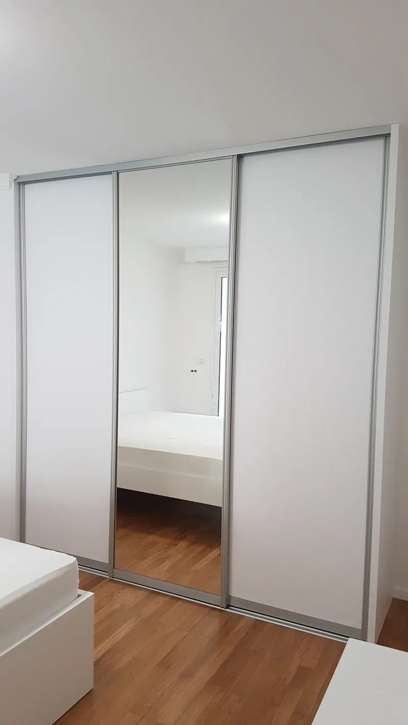 Klizna vrata ormara po mjeri – Lišće d.o.o. Zagreb, primjer 4