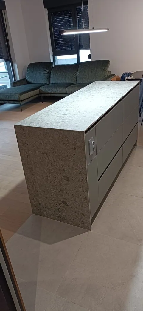 Kuhinja po mjeri – Lišće d.o.o. Zagreb, primjer 8