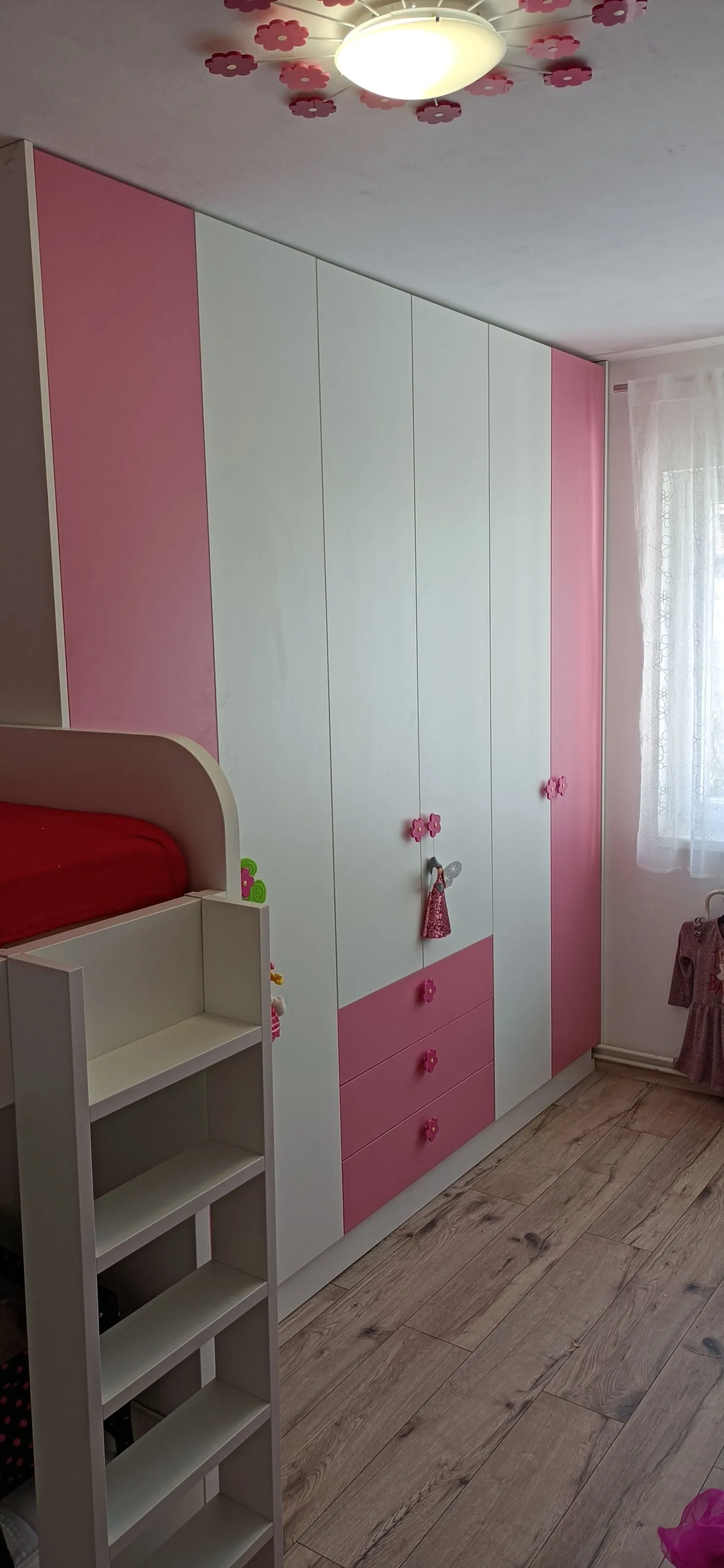 Namještaj za spavaću sobu po mjeri – Lišće d.o.o. Zagreb, primjer 18