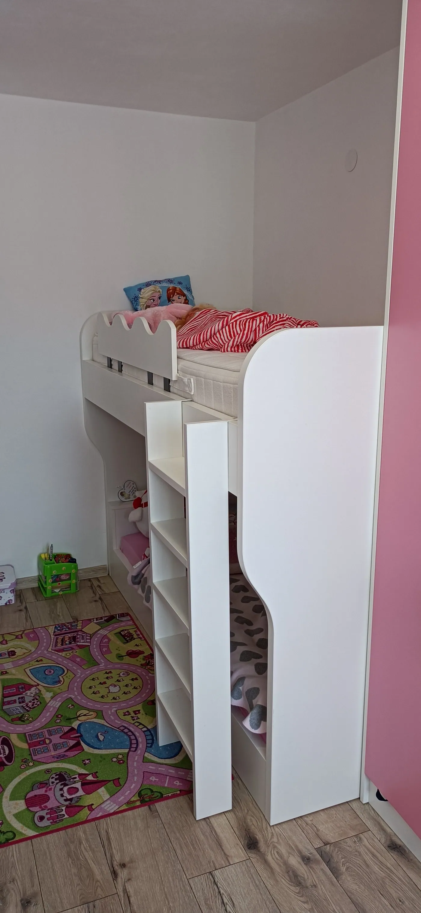 Namještaj za spavaću sobu po mjeri – Lišće d.o.o. Zagreb, primjer 22