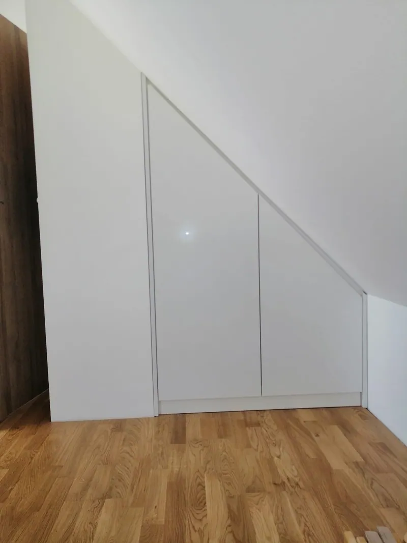 Ugradbeni ormar po mjeri – Lišće d.o.o. Zagreb, primjer 4